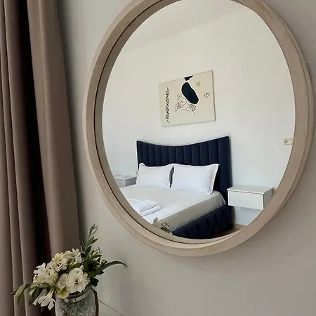 Laura Гостевой дом *