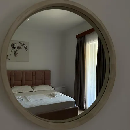 Laura Гостевой дом *