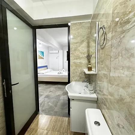 Laura Гостевой дом Ксамил