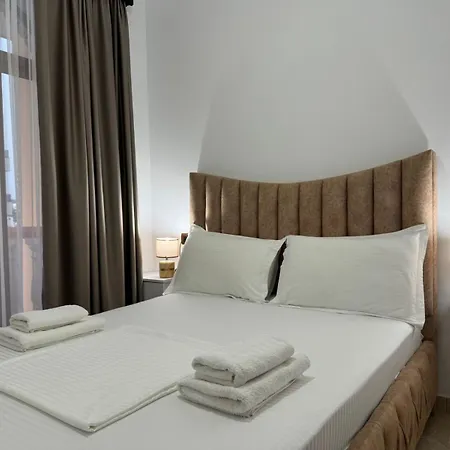 Laura Гостевой дом *