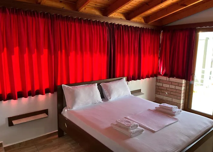 Konukevi Laura Ksamil